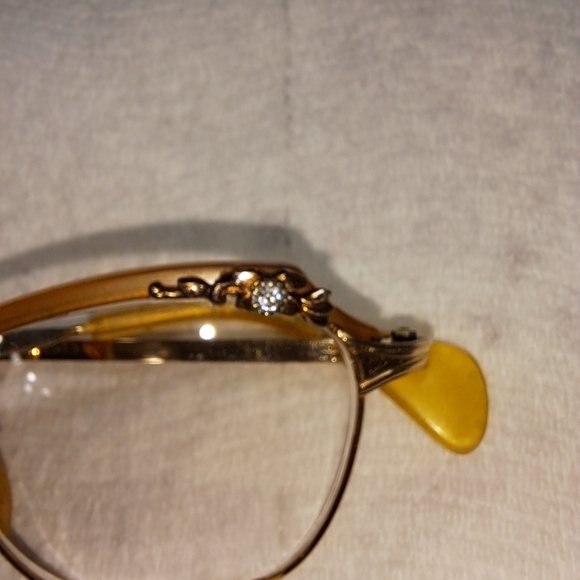 Vintage women's glasses - Picture 4 of 6